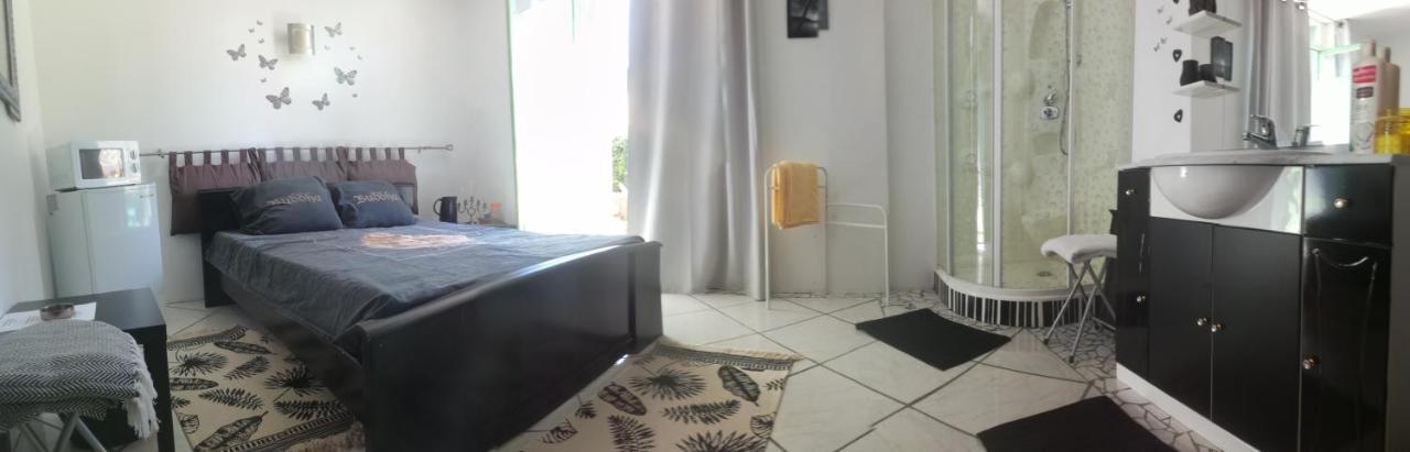 Agnes Apartment ลิโมว์ ภายนอก รูปภาพ
